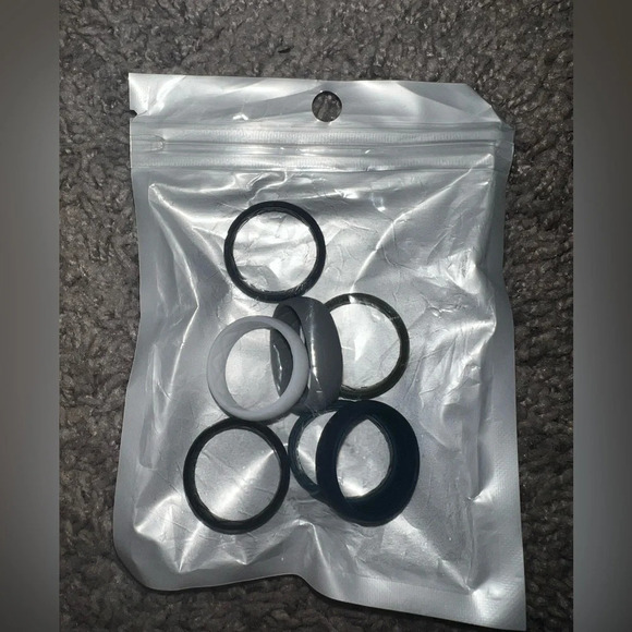 NIB 7 Inner Arc Breathable Silicone Rings - Picture 7 of 8